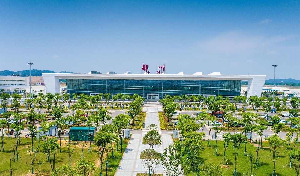 順豐機(jī)場（鄂州花湖機(jī)場）